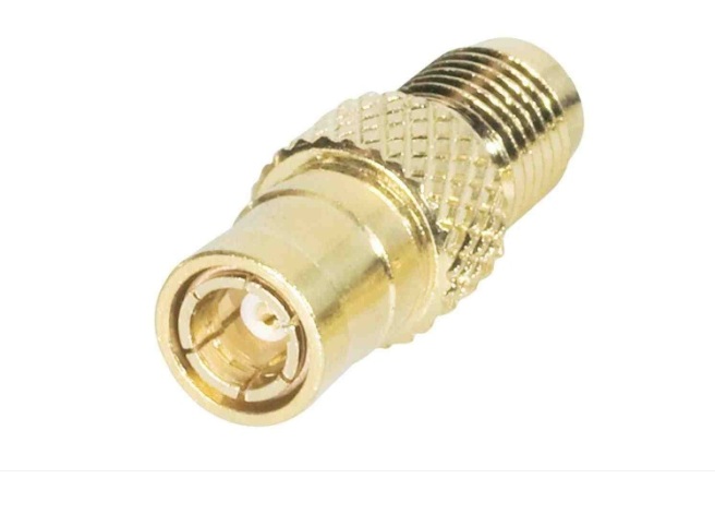 Adapter ze złączem SMA(f) - SMB(m)