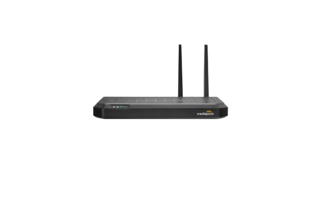 Cradlepoint E102 LTE + NetCloud 5 lat Global