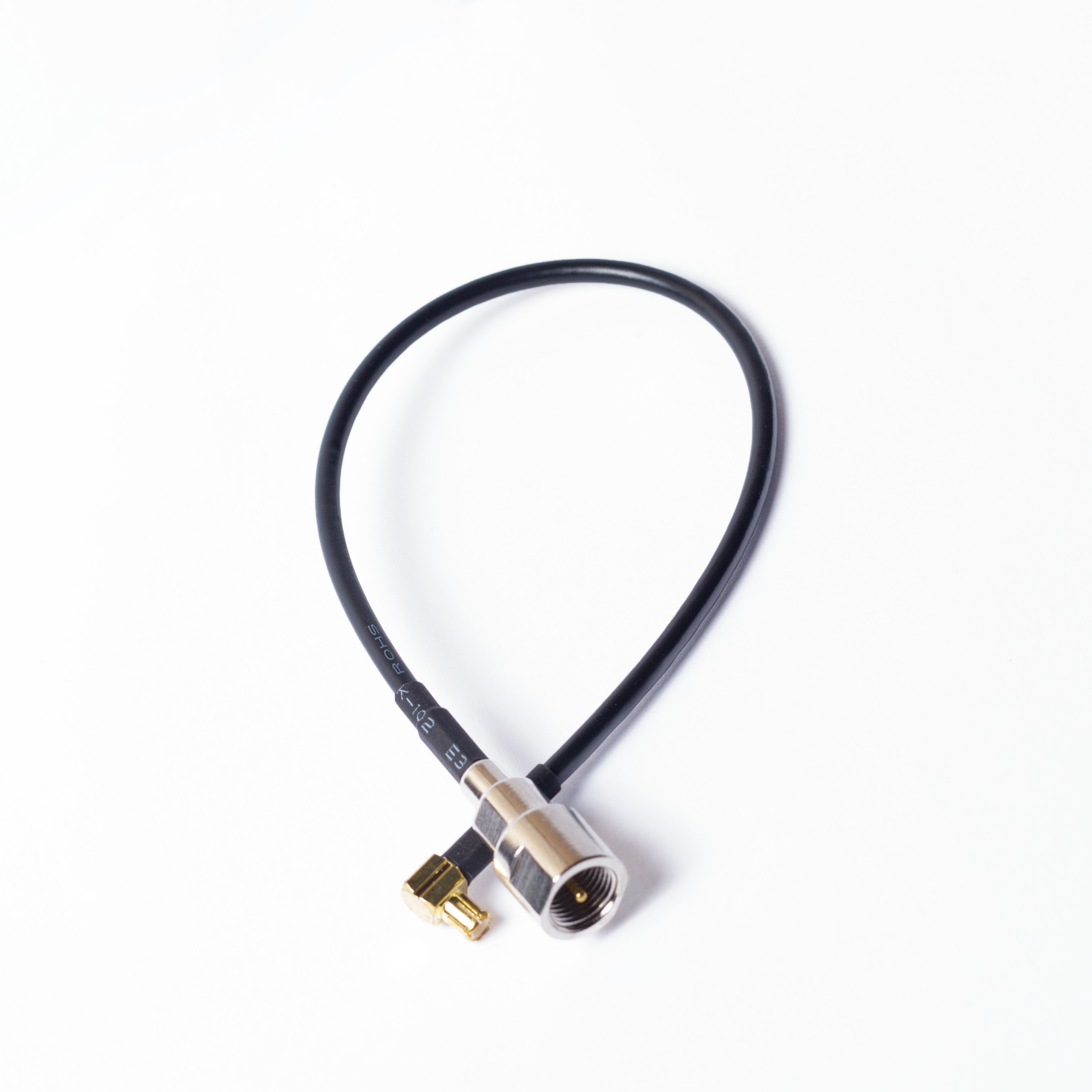 Kabel MCX(m) kątowy - FME(m) 200mm RG174
