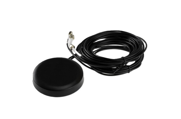 Antena 3-w-1 4G+GNSS przykręcana 3m SMA(m)